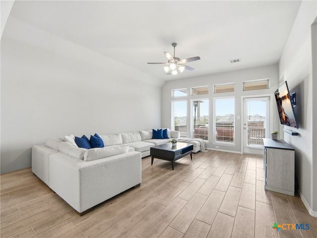 2122 Elysian Trail, San Antonio, TX 78253