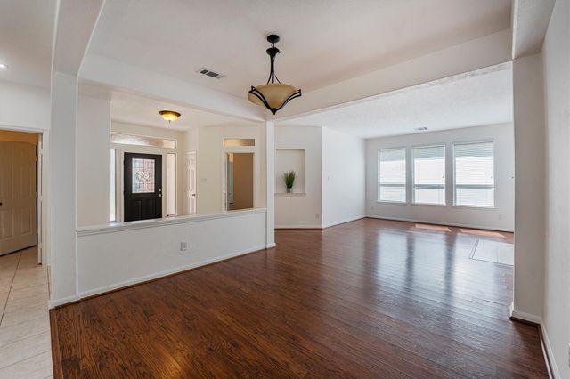 20923 Lake Park Trl Trail, Humble, TX 77346