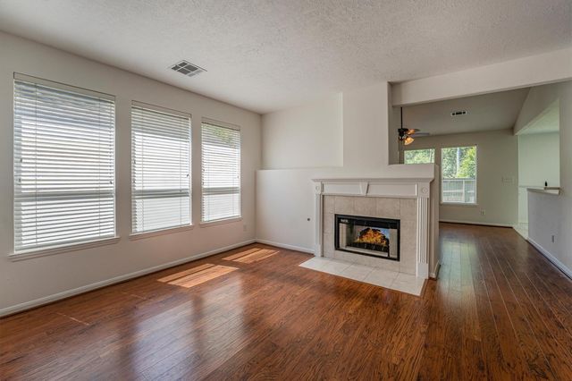 20923 Lake Park Trl Trail, Humble, TX 77346