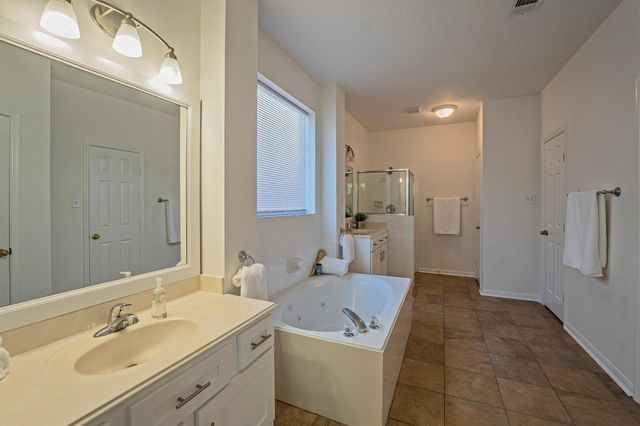 20923 Lake Park Trl Trail, Humble, TX 77346