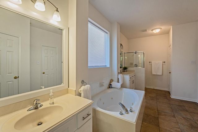 20923 Lake Park Trl Trail, Humble, TX 77346