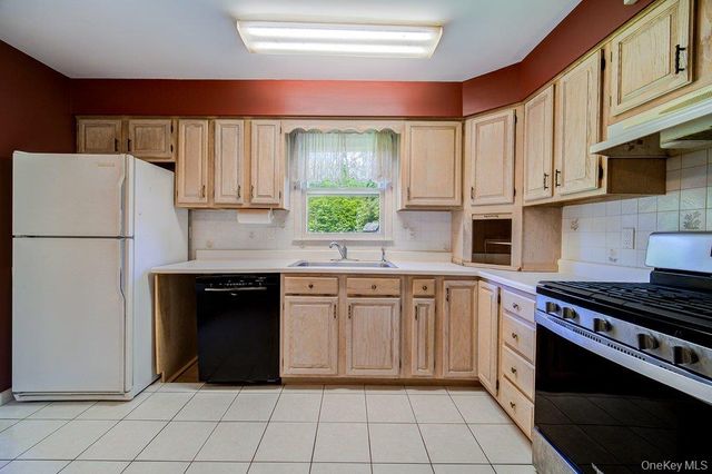 253 Rockland Road, Roscoe, NY 12776