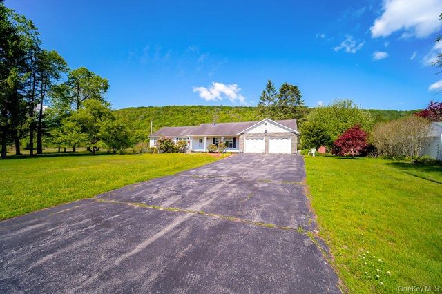253 Rockland Road, Roscoe, NY 12776