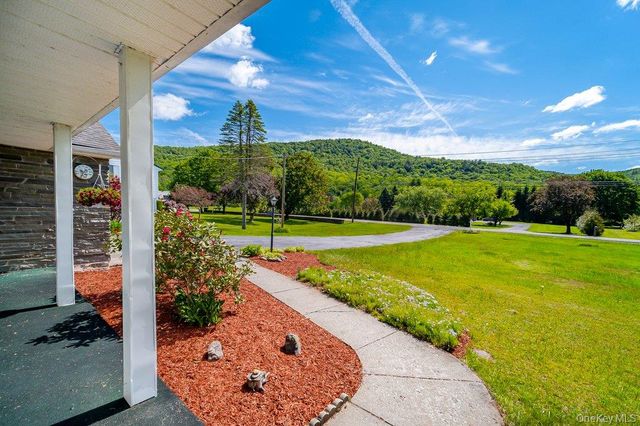 253 Rockland Road, Roscoe, NY 12776