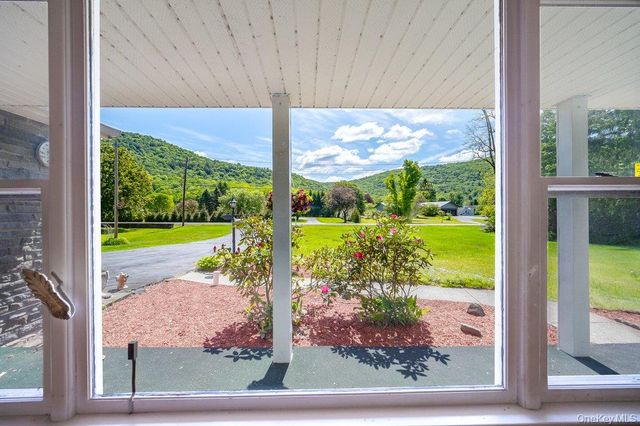 253 Rockland Road, Roscoe, NY 12776