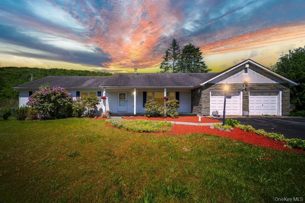 253 Rockland Road, Roscoe, NY 12776