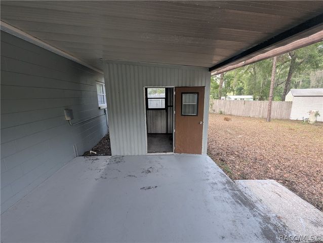 3999 S Highlands Avenue, Inverness, FL 34452