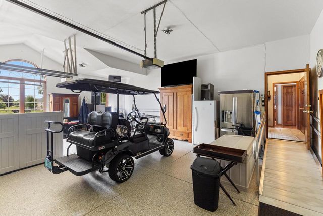 S91W31504 Grace TRAIL, Mukwonago, WI 53149
