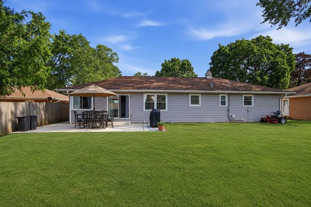 634 Deerpath Road, Dundee, IL 60118