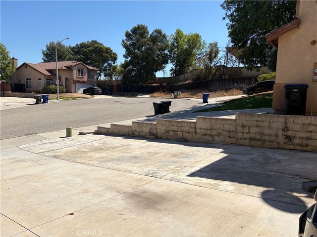 3390 Cambria Court, Riverside, CA 92501