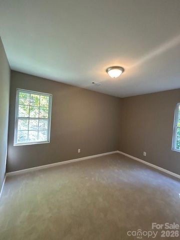 214 Pharr Street, Charlotte, NC 28262