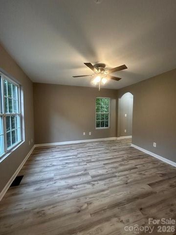 214 Pharr Street, Charlotte, NC 28262