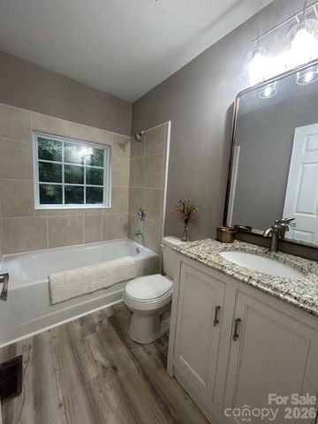 214 Pharr Street, Charlotte, NC 28262