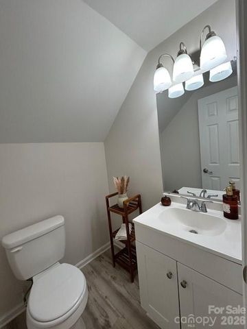 214 Pharr Street, Charlotte, NC 28262