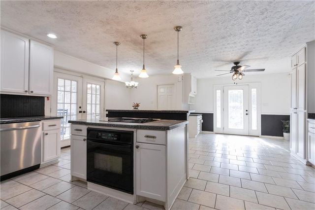 100 Forest Lake Drive, Covington, GA 30016