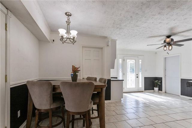 100 Forest Lake Drive, Covington, GA 30016