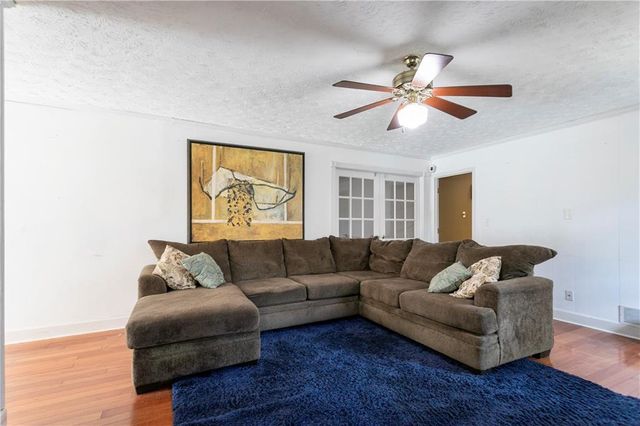 100 Forest Lake Drive, Covington, GA 30016