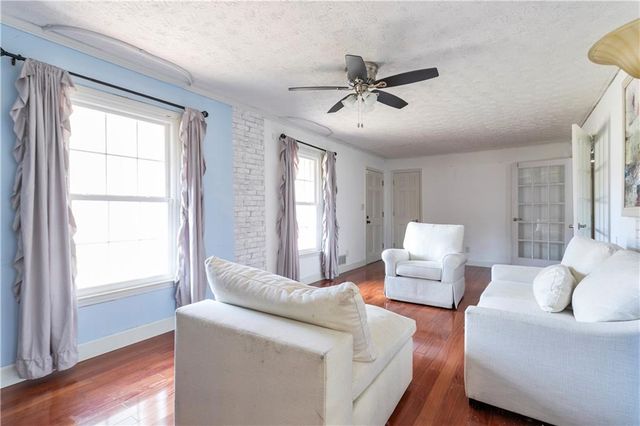 100 Forest Lake Drive, Covington, GA 30016