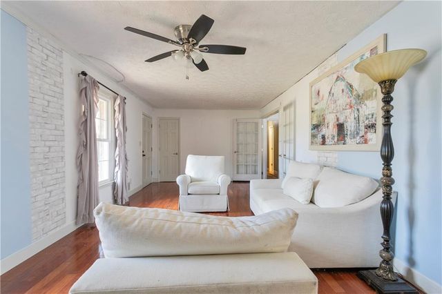 100 Forest Lake Drive, Covington, GA 30016