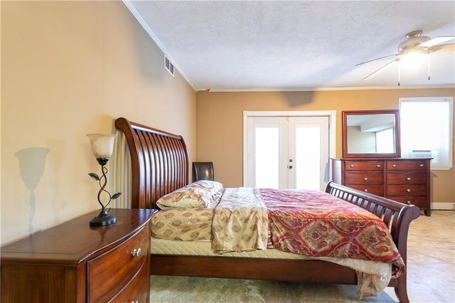 100 Forest Lake Drive, Covington, GA 30016