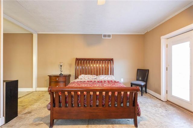 100 Forest Lake Drive, Covington, GA 30016