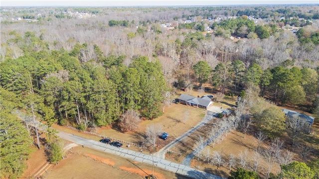 100 Forest Lake Drive, Covington, GA 30016