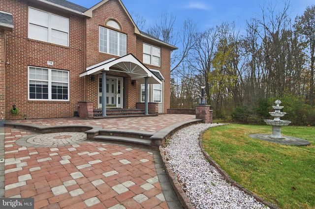 21 E MOYER DR, Bear, DE 19701