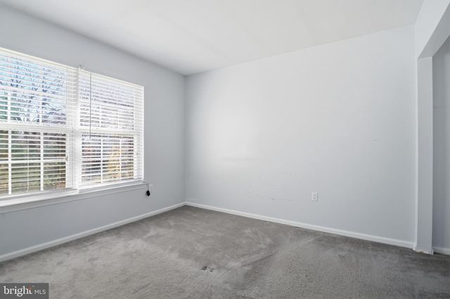 21 E MOYER DR, Bear, DE 19701