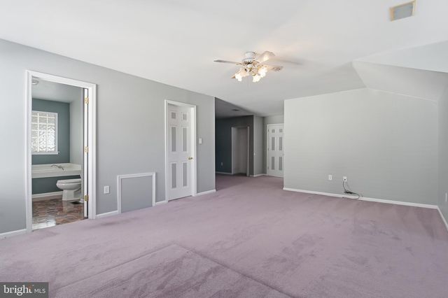 21 E MOYER DR, Bear, DE 19701