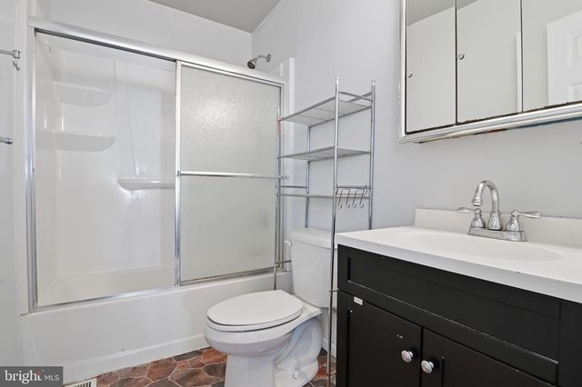 21 E MOYER DR, Bear, DE 19701