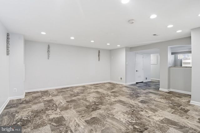 21 E MOYER DR, Bear, DE 19701