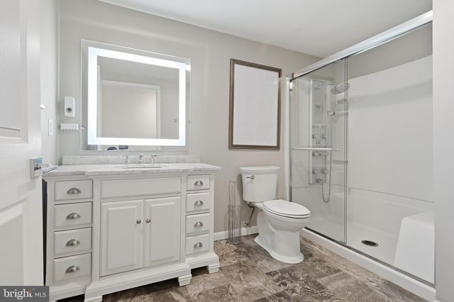 21 E MOYER DR, Bear, DE 19701