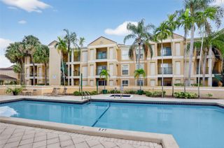 875 Riverside Dr 716, Coral Springs, FL 33071