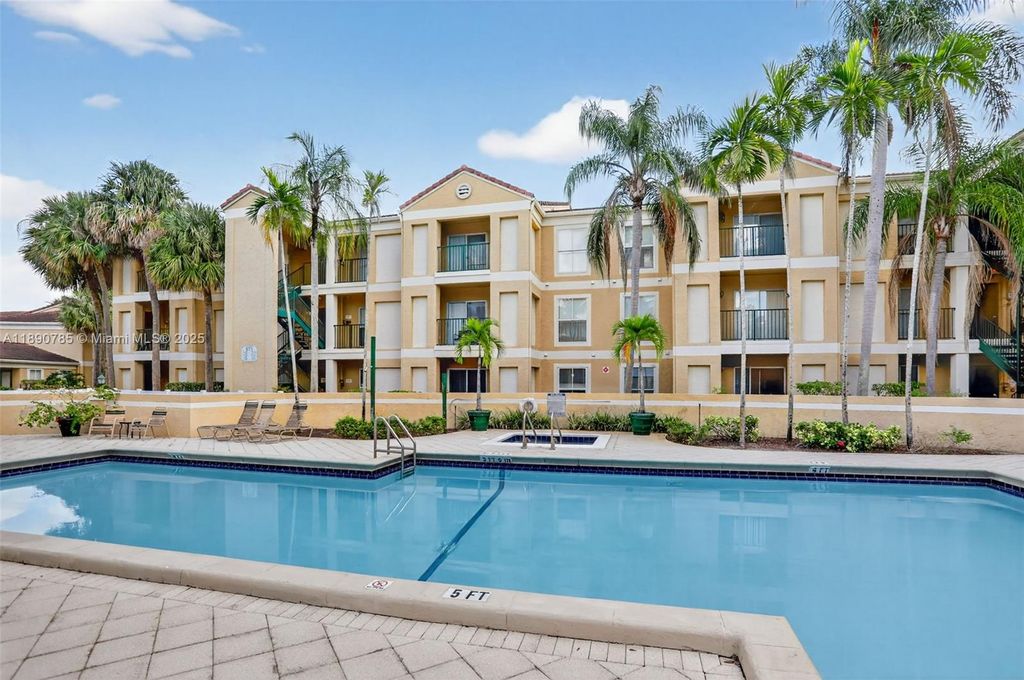 875 Riverside Dr 716, Coral Springs, FL 33071