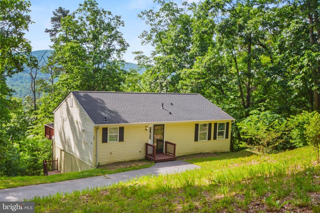180 CREST LN, Front Royal, VA 22630