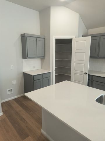 355 Lost Creek Trail, Greenville, TX 75402