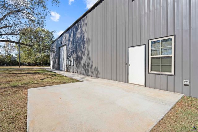 131 Ben Edwards Road, Kathleen, GA 31047