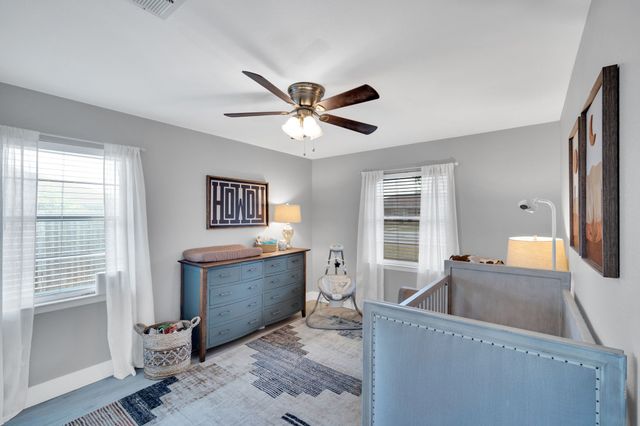 106 Hillcrest Drive, Midlothian, TX 76065