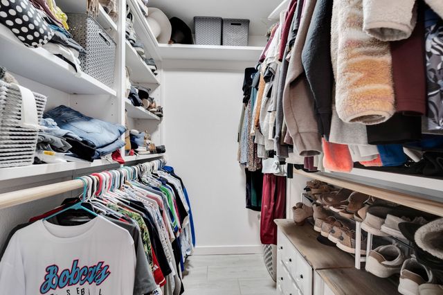 106 Hillcrest Drive, Midlothian, TX 76065