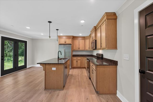 1088 Old Clarksville Pike, Pleasant View, TN 37146