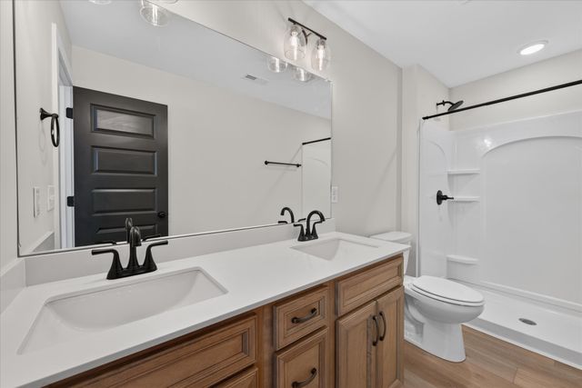 1088 Old Clarksville Pike, Pleasant View, TN 37146