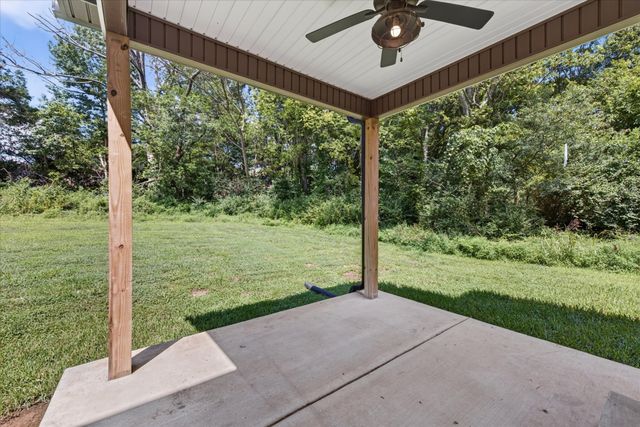 1088 Old Clarksville Pike, Pleasant View, TN 37146