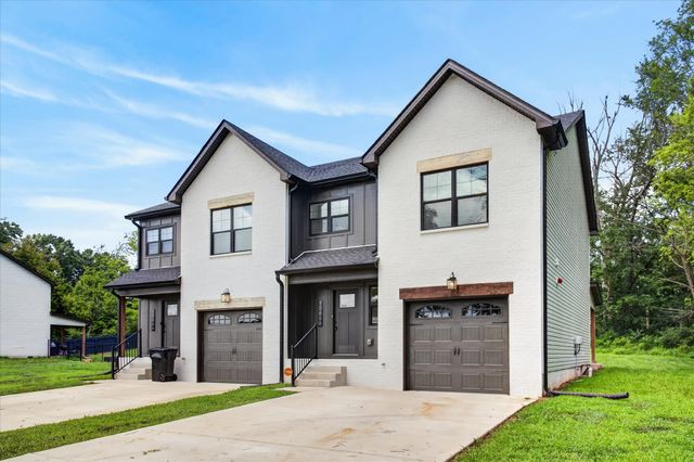 1088 Old Clarksville Pike, Pleasant View, TN 37146