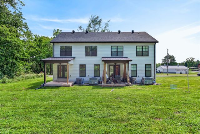 1088 Old Clarksville Pike, Pleasant View, TN 37146