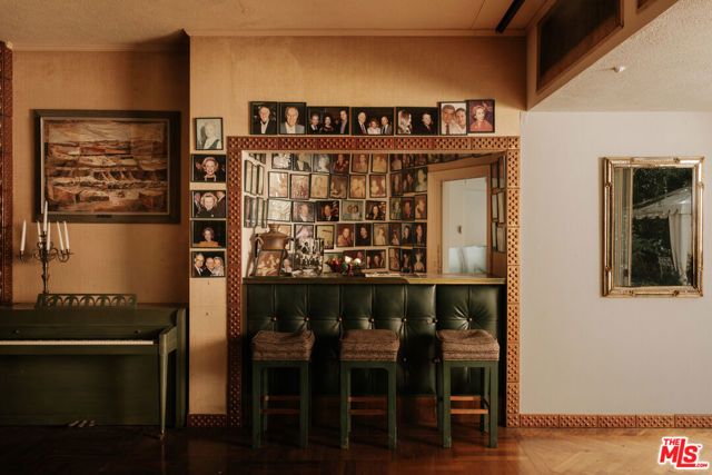 10934 Bellagio Road, Los Angeles, CA 90077