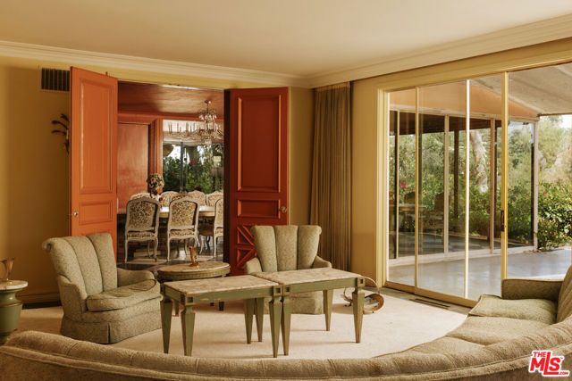 10934 Bellagio Road, Los Angeles, CA 90077