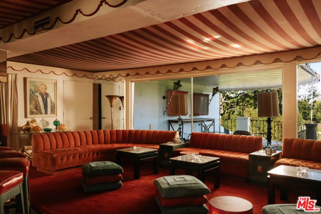 10934 Bellagio Road, Los Angeles, CA 90077