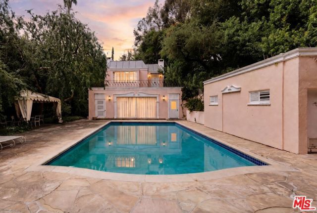 10934 Bellagio Road, Los Angeles, CA 90077