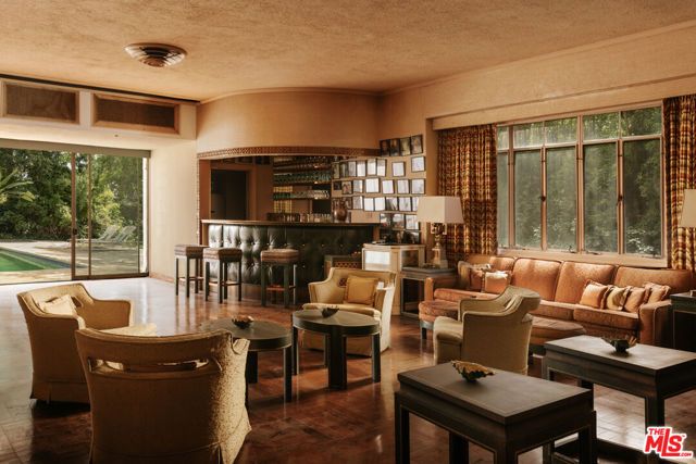 10934 Bellagio Road, Los Angeles, CA 90077