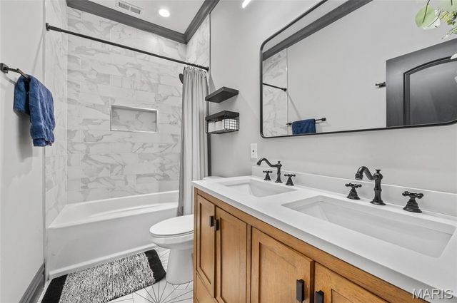 3445 Michigan Avenue, St Louis, MO 63118